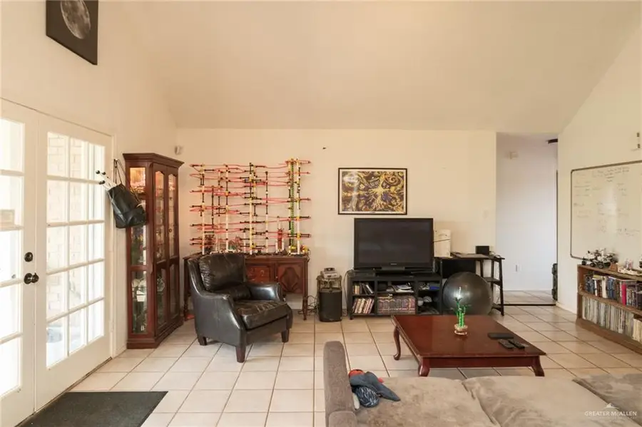 4620 Villa Madrid Avenue, Brownsville, TX 78521 - #2
