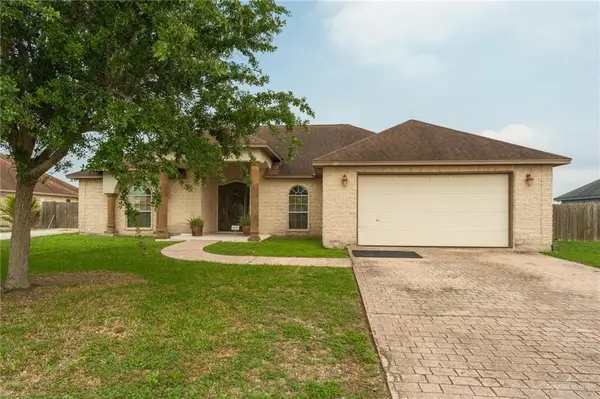 181 Village East Drive, Los Fresnos, TX 78566
