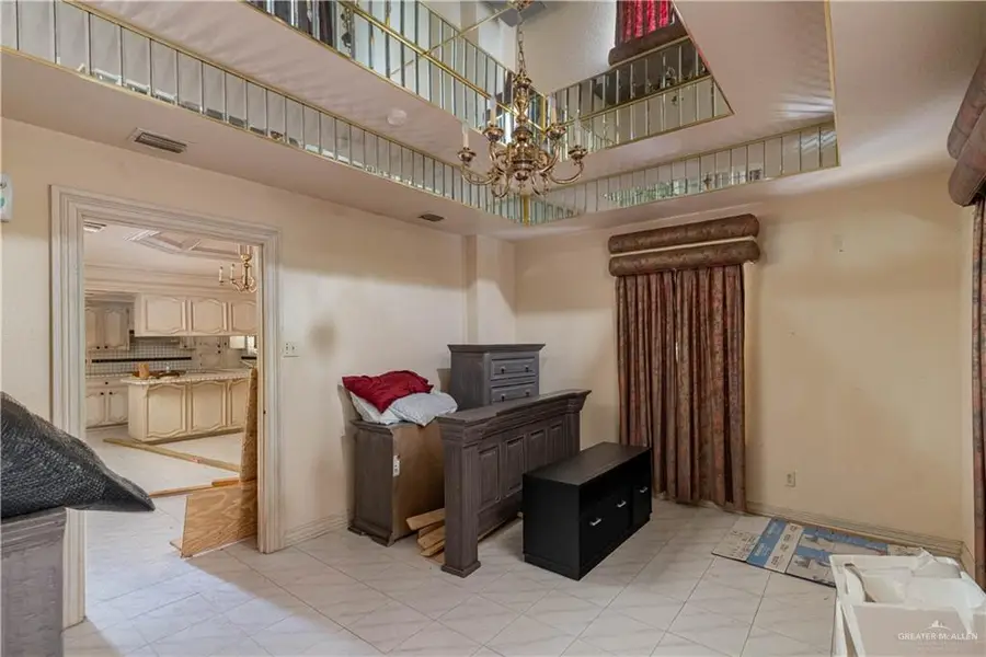 317 W 5th Street, La Joya, TX 78560 - #3