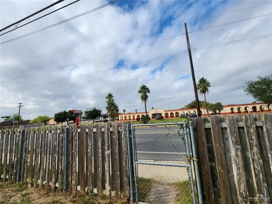 3101 N 28 1/2 Street N, McAllen, TX 78501 - #3