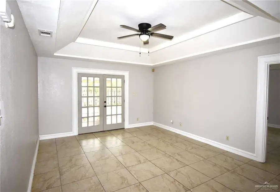 5402 N Hiawatha Drive, Pharr, TX 78577 - #3