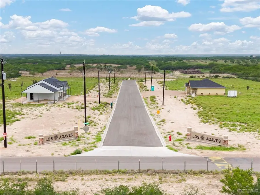 106 Starrview Drive, Rio Grande City, TX 78582 - #2