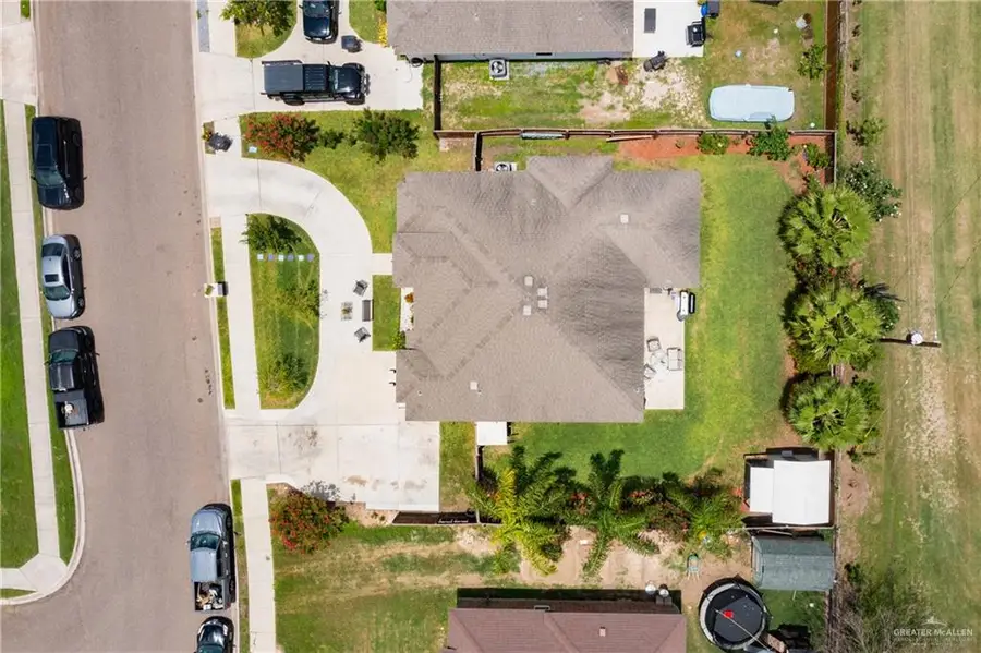 1407 W Combes Avenue, Alton, TX 78573 - #2