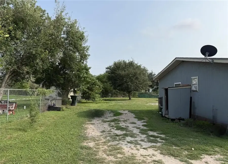 3120 N Pine Street, Donna, TX 78537 - #2