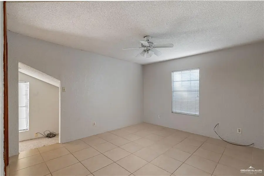 933 E 4th Street, Roma, TX 78584 - #3