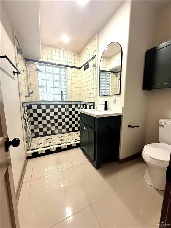 1316 W Maple Avenue, McAllen, TX 78501 - #3