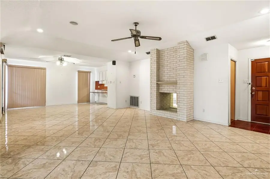 1901 Tyler Street, Mission, TX 78572 - #3