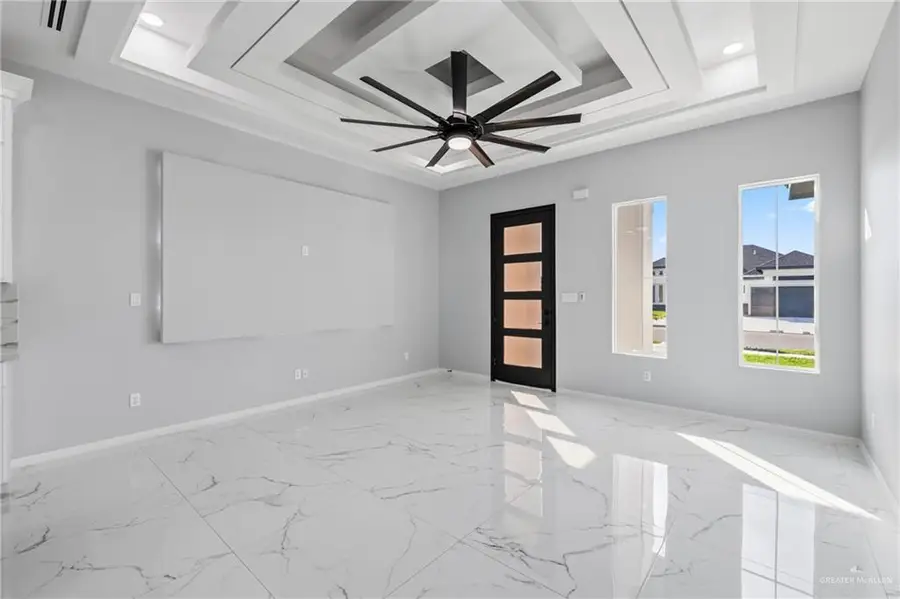 910 E 39th Street, San Juan, TX 78589 - #2