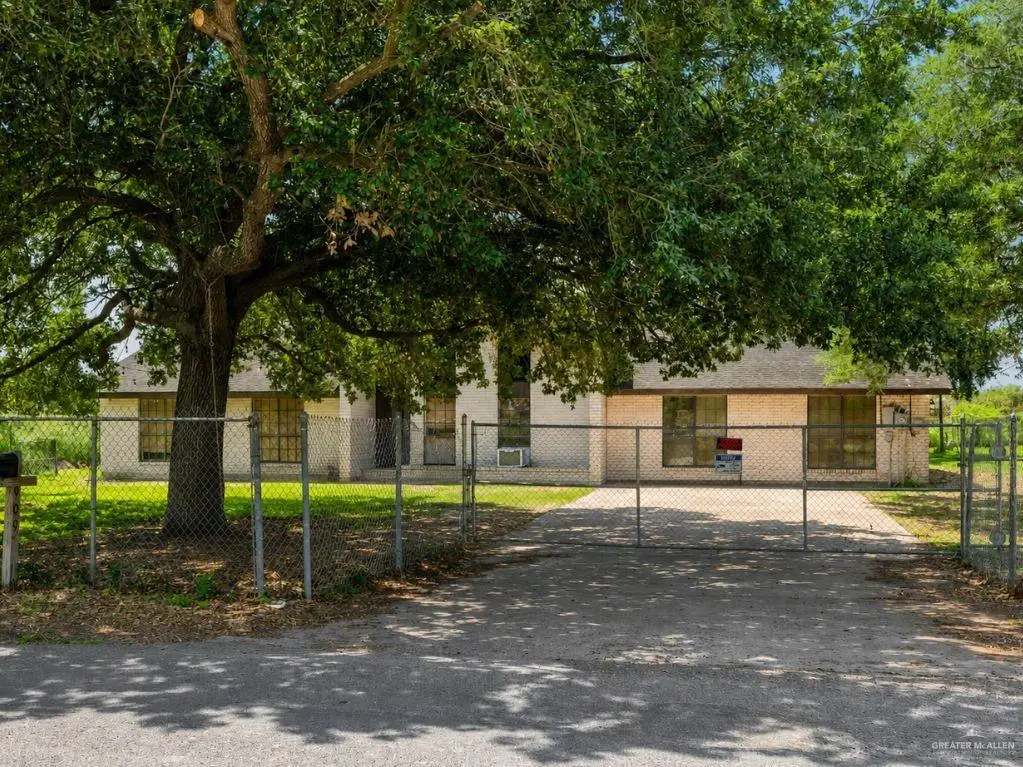 909 E Minnesota Road, McAllen Pharr, TX 78589 - #1