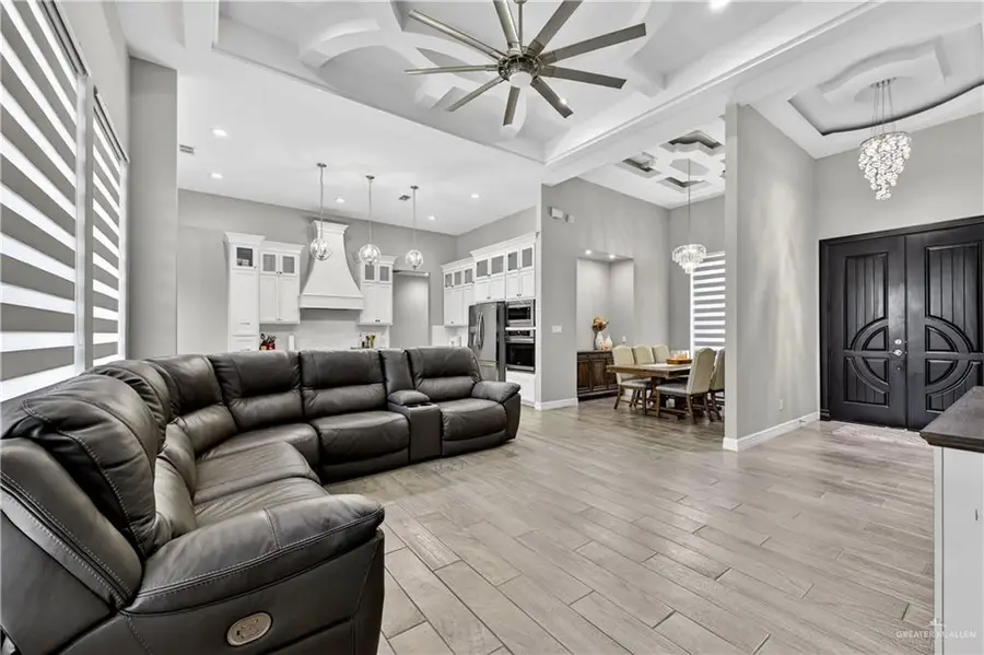 3805 S L Street, McAllen, TX 78503 - #2