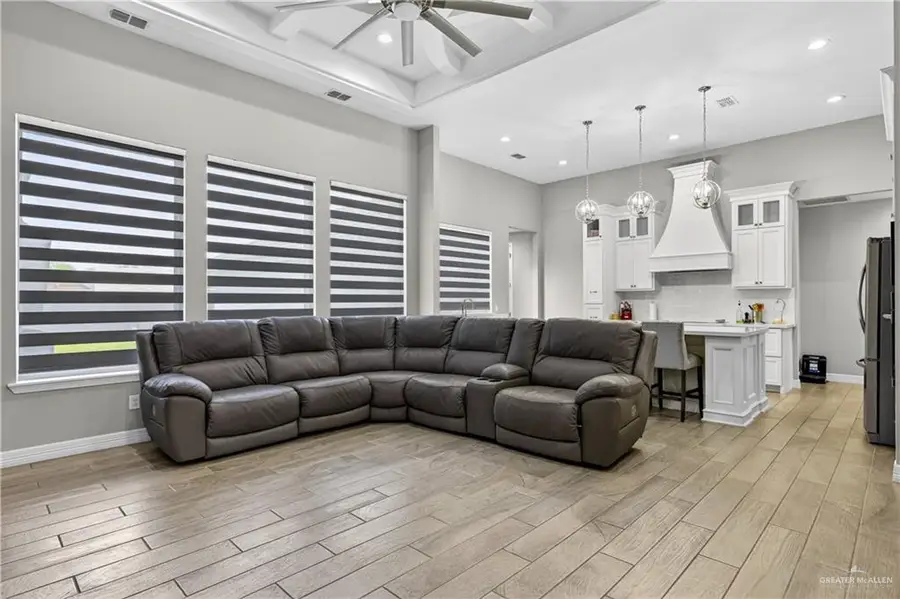 3805 S L Street, McAllen, TX 78503 - #3
