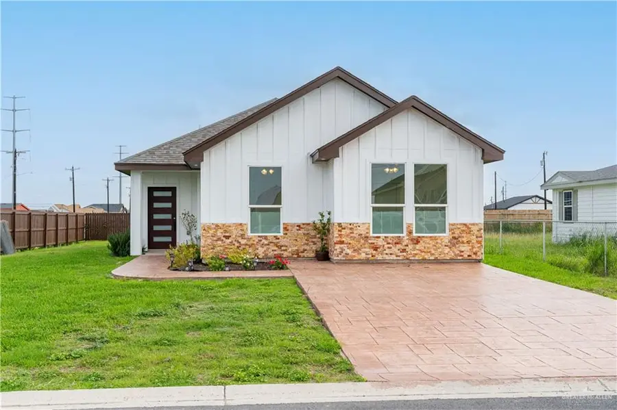 201 Contento Avenue, Donna, TX 78537 - #2