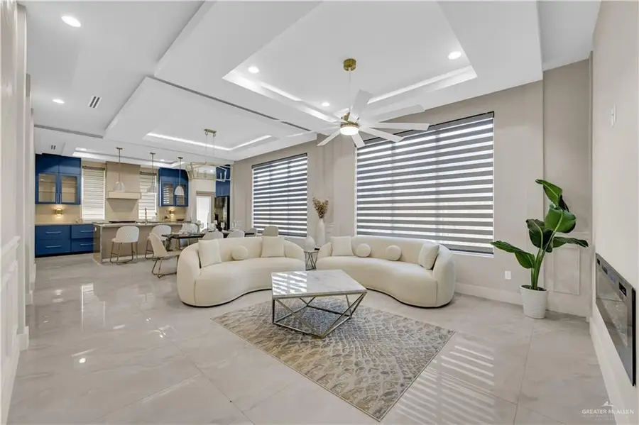 3001 N Alyna Avenue, Edinburg, TX 78541 - #2