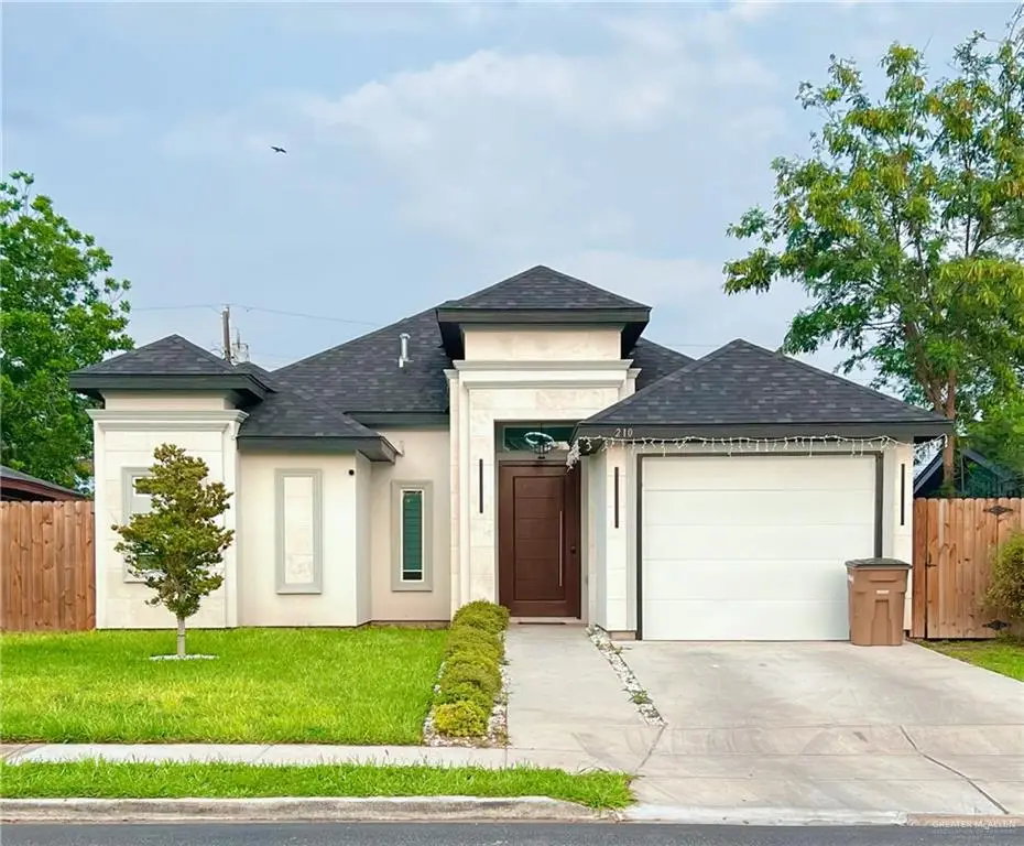 210 N Veterans Avenue, Edinburg, TX 78541 - #1