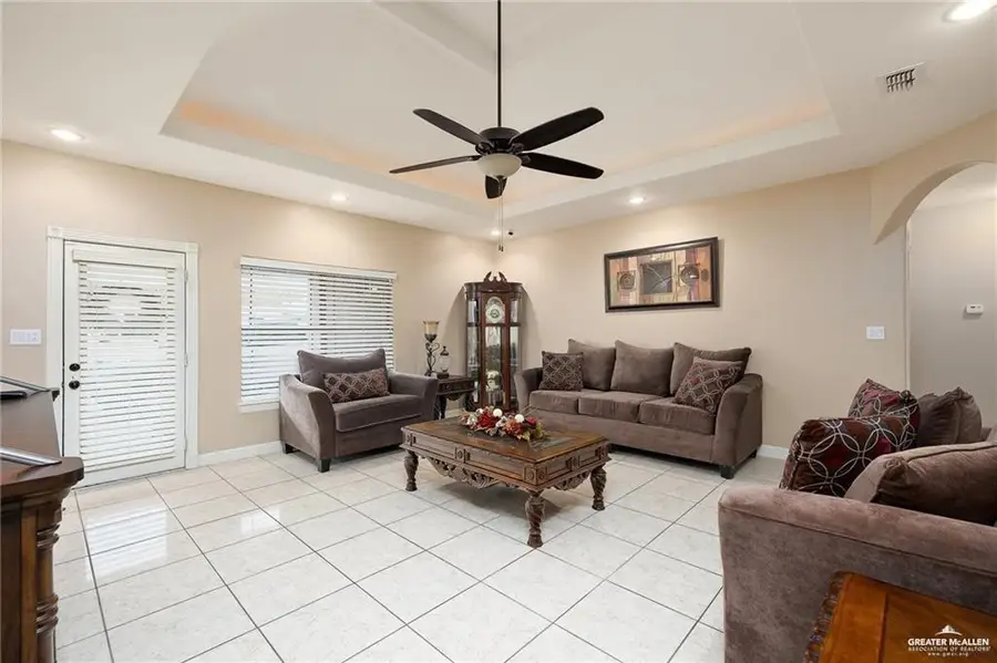 1409 Barcelona Boulevard, Mission, TX 78572 - #3