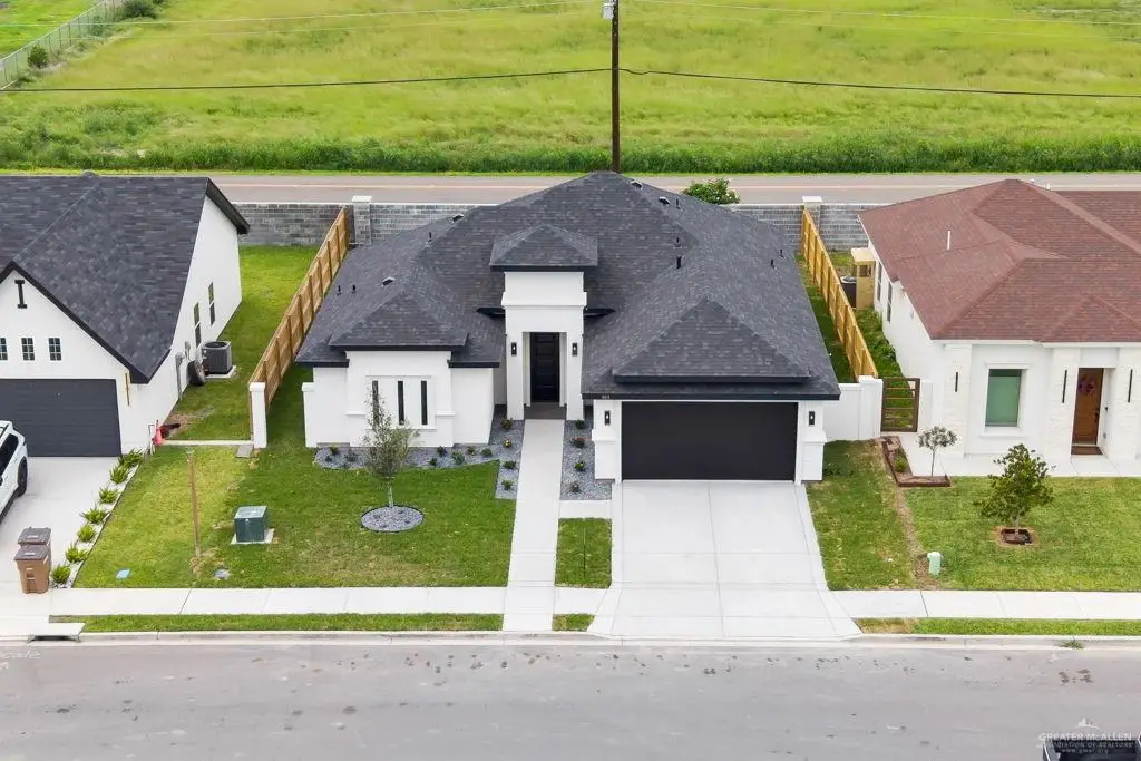 813 N Buxton Avenue, Edinburg, TX 78541 - #1