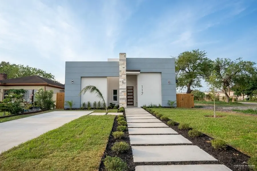 117 E Filmore Avenue, Harlingen, TX 78550 - #2