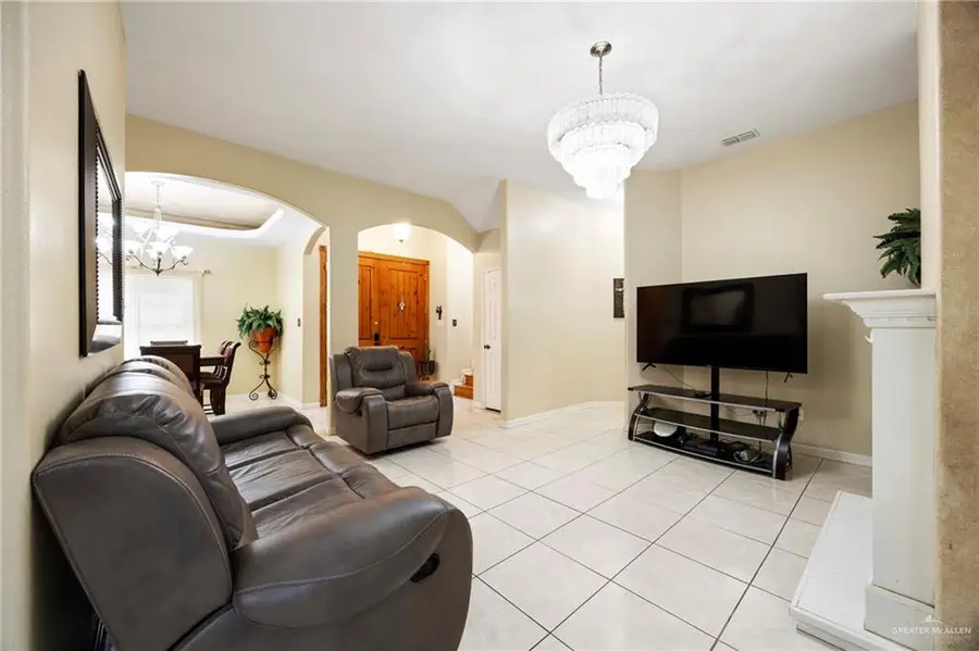 3823 Aspen Drive, Edinburg, TX 78542 - #3