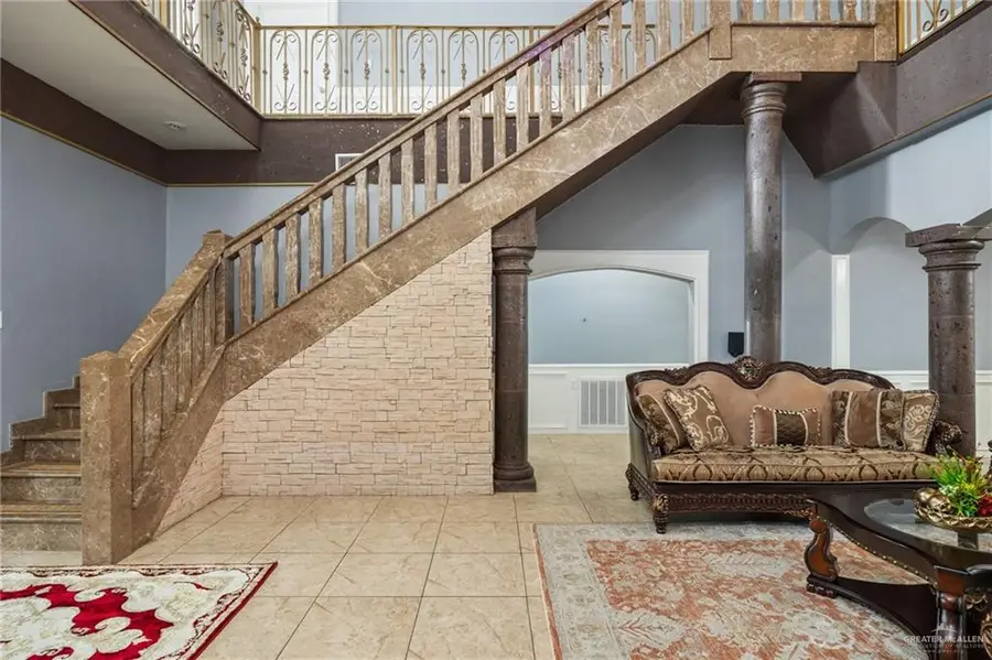 5056 Mile 8 Road, Edinburg, TX 78541 - #3