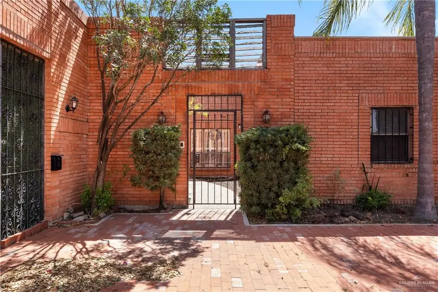 1305 W 3rd Street #7, Weslaco, TX 78596 - #2