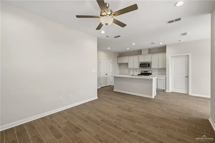 1045 W Star Flower Street, Edinburg, TX 78541 - #3