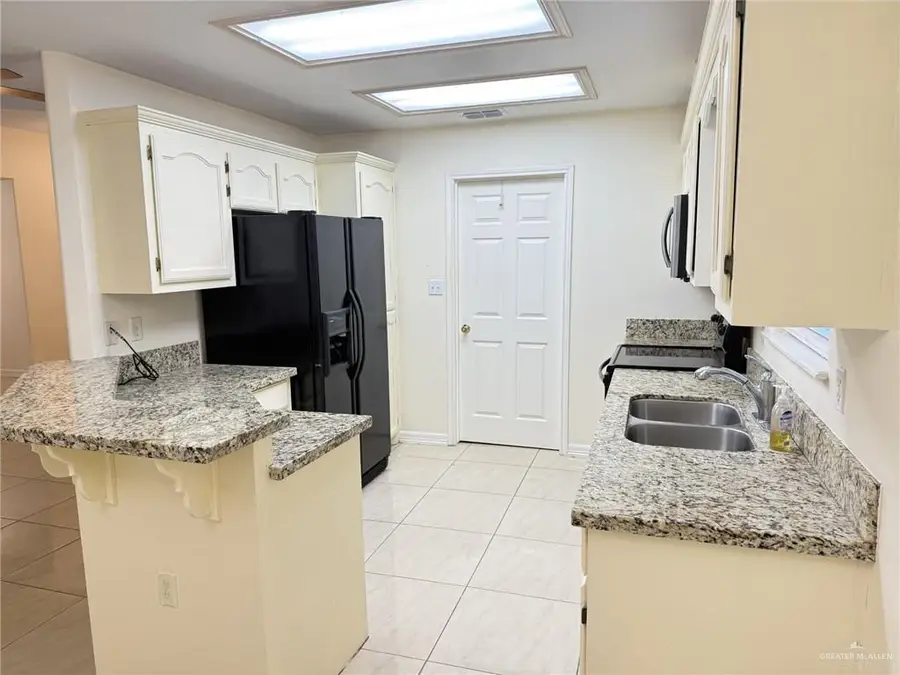 3809 San Gerardo, Mission, TX 78572 - #3