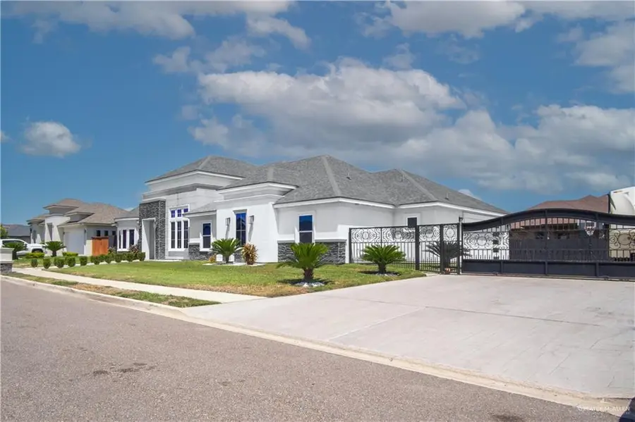 1904 W 25 1/2 Street, Mission, TX 78574 - #2