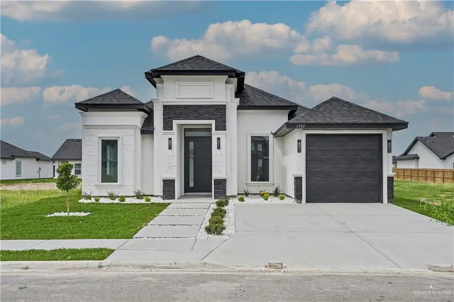1301 E Acacia Drive, San Juan, TX 78589 - #2