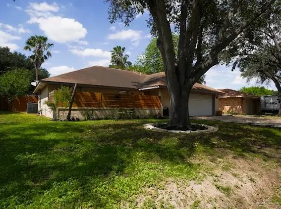 3200 Hummingbird Avenue, McAllen, TX 78504 - #2