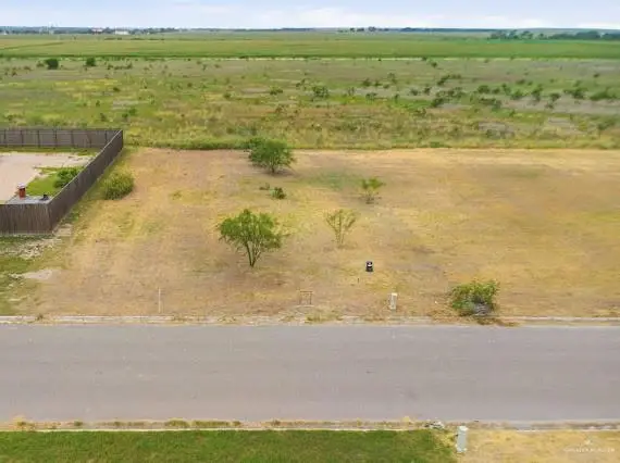 1021 W Gem Avenue, Raymondville, TX 78580