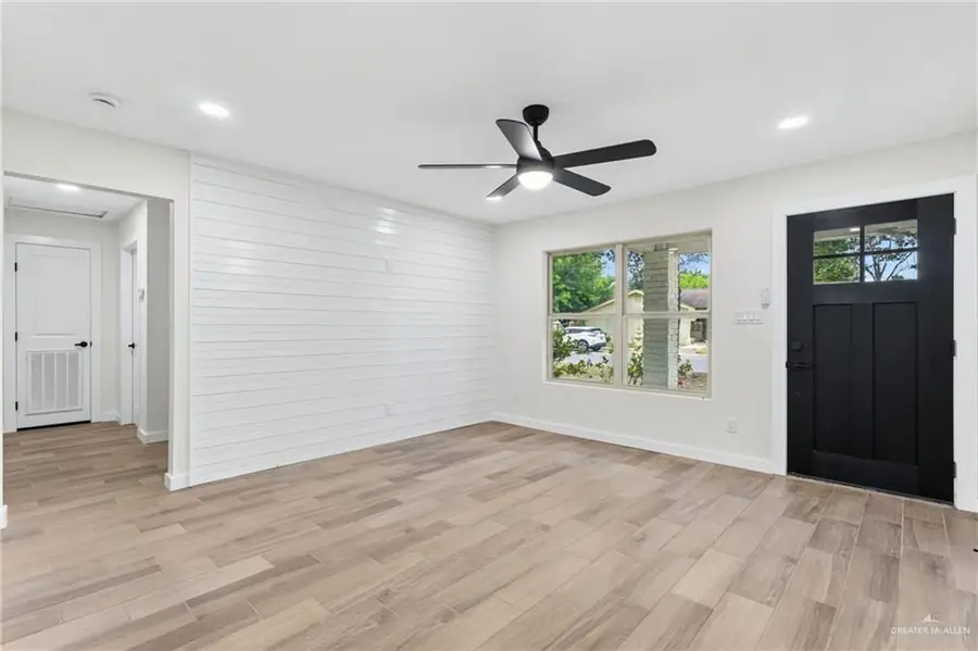 3016 Quince Avenue, McAllen, TX 78501 - #3