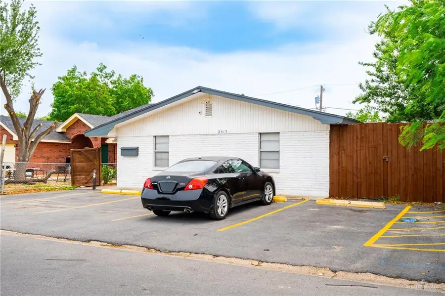 2513 Beaumont Avenue, McAllen, TX 78501 - #3