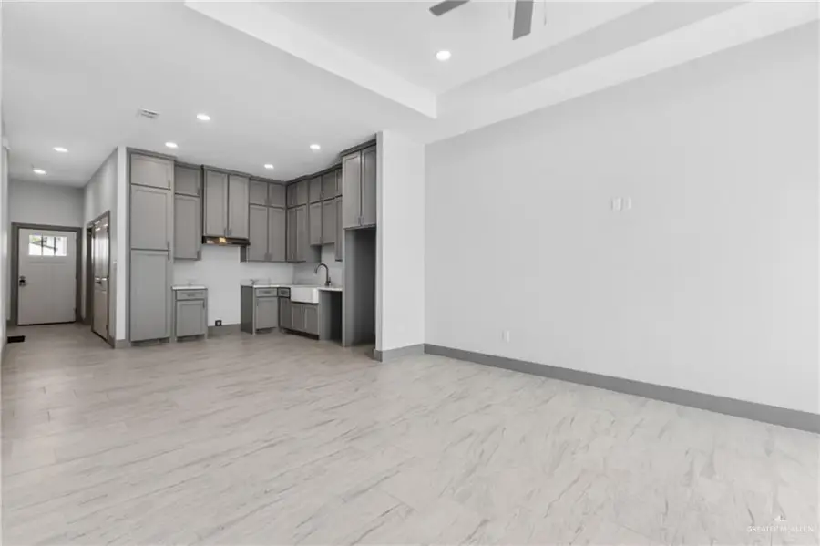 714 W 25th Street, Mission, TX 78574 - #3