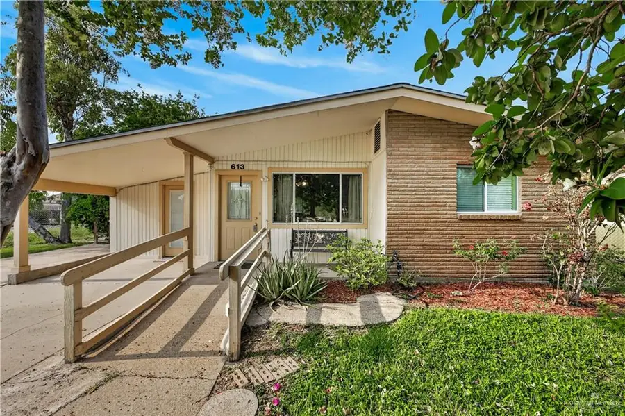 613 W Sprague Street, Edinburg, TX 78539 - #2
