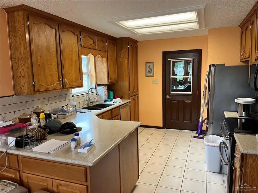 304 Diana Drive, Alamo, TX 78516 - #2