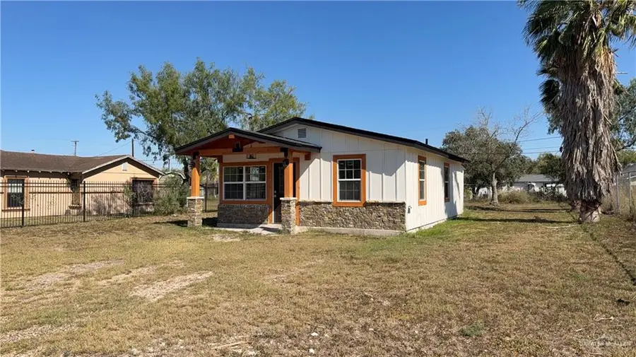 204 S Mcdaniel Street, Edcouch, TX 78538 - #3