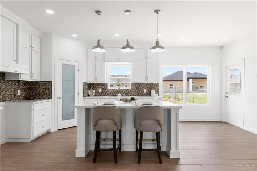 307 Barcelona Drive, Donna, TX 78537 - #3