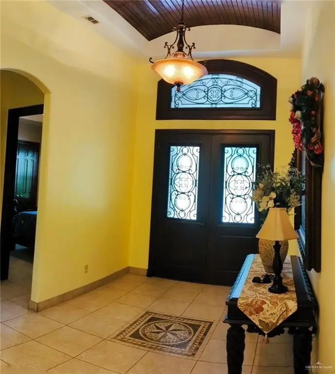 1304 W Fullerton Avenue, McAllen, TX 78504 - #2