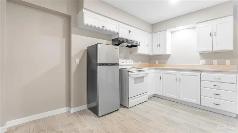 712 W Toronto Avenue, McAllen, TX 78503 - #3