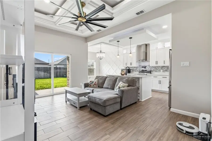 5933 N Rayo Del Sol Street, Edinburg, TX 78542 - #2