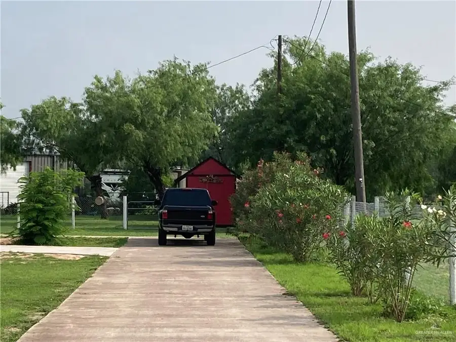 2318 E Mile 19 Road N, Edinburg, TX 78542 - #3