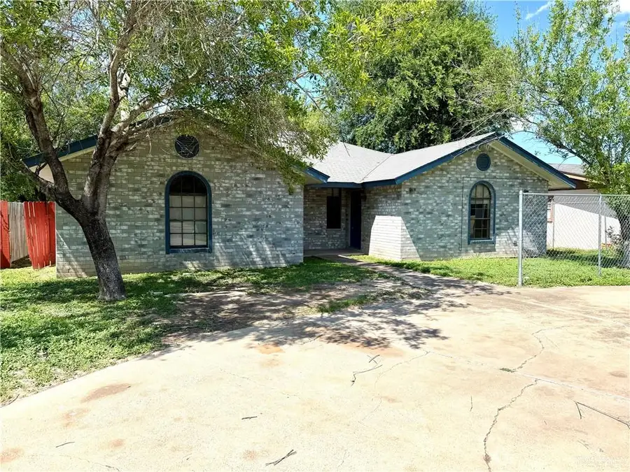 1009 W Stubbs Street, Edinburg, TX 78539 - #2