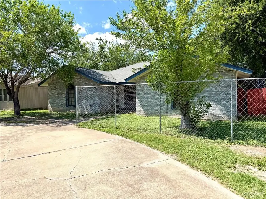 1009 W Stubbs Street, Edinburg, TX 78539 - #3