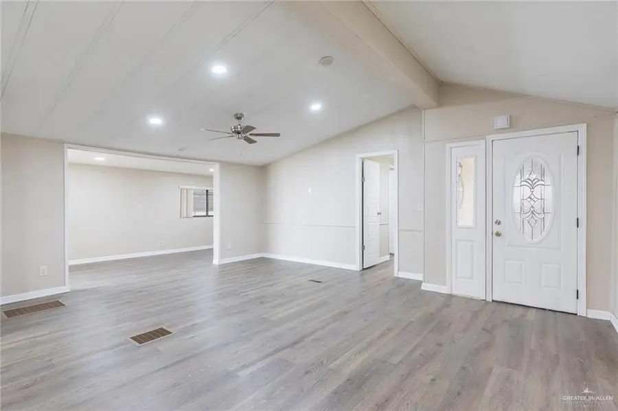 2027 N Kelly Street N, Mission, TX 78572 - #3