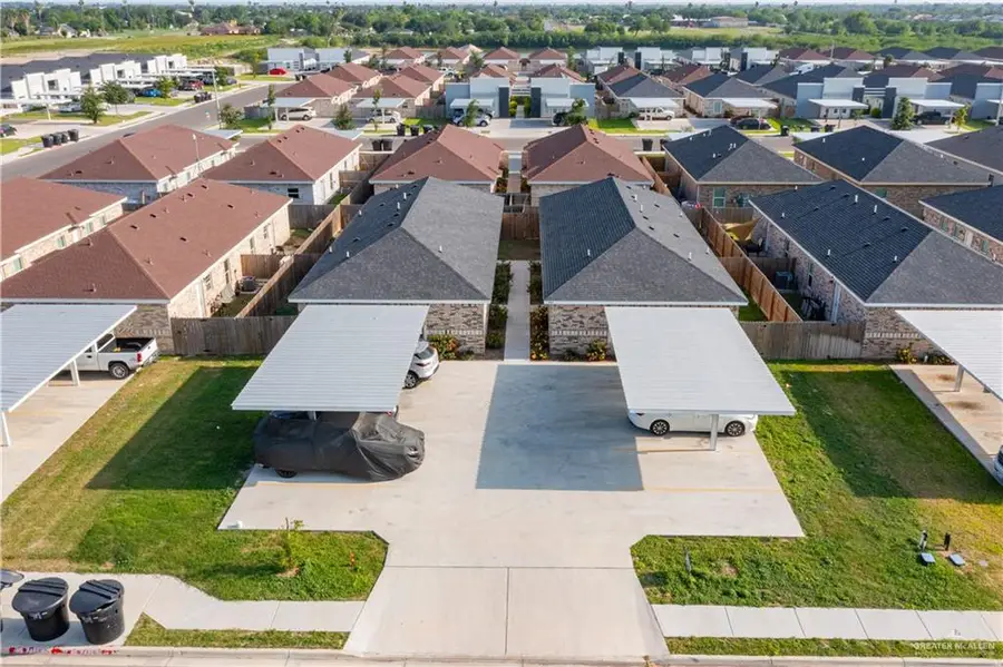 909 W La Pointe Avenue, Mission, TX 78573 - #2