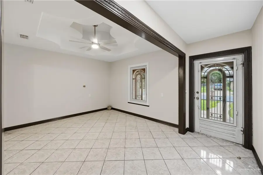 211 W Eller Avenue, Pharr, TX 78577 - #2