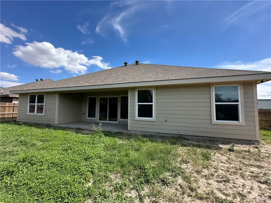 5524 Xenops Avenue, McAllen, TX 78501 - #2