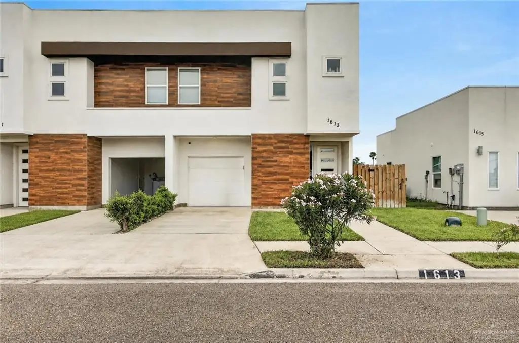 1613 W B Street, Mission, TX 78572 - #1