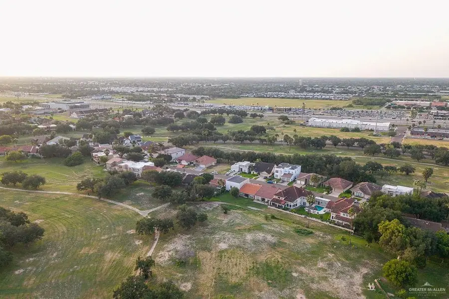 2201 Colorado Street, Mission, TX 78572 - #3