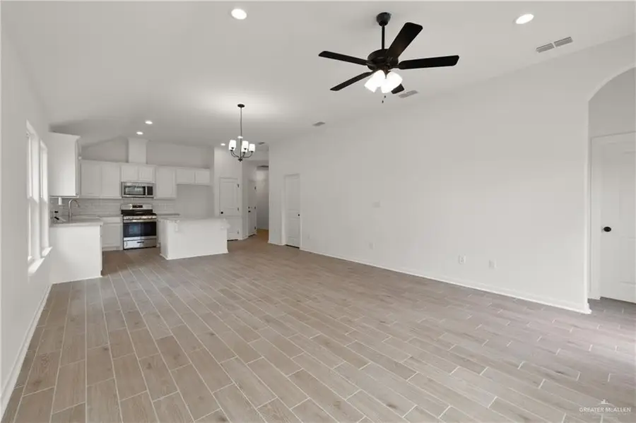 948 W Star Flower Street, Edinburg, TX 78541 - #3